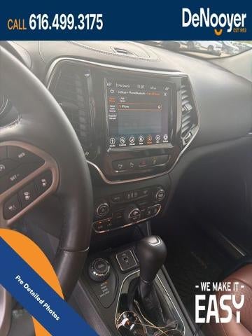 2019 Jeep Cherokee Overland