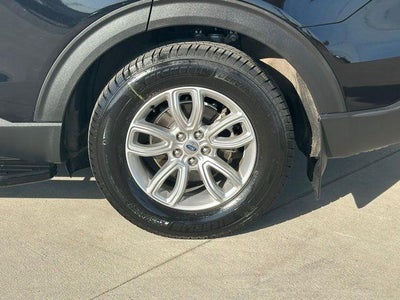 2020 Ford Explorer Base