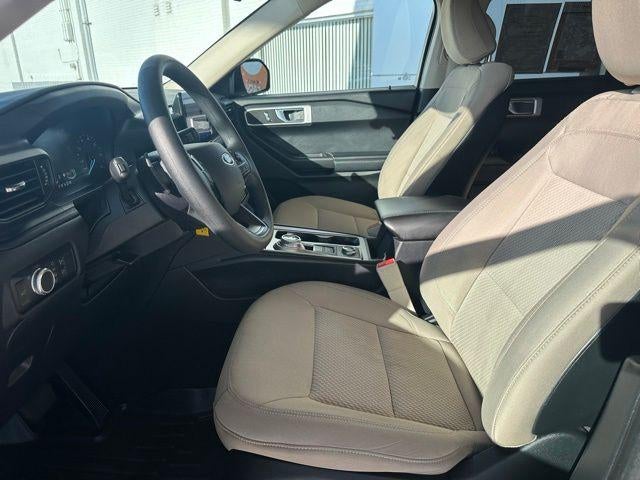 2020 Ford Explorer Base