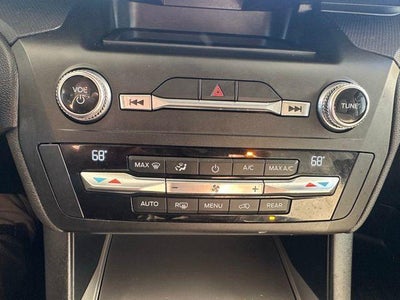 2020 Ford Explorer Base