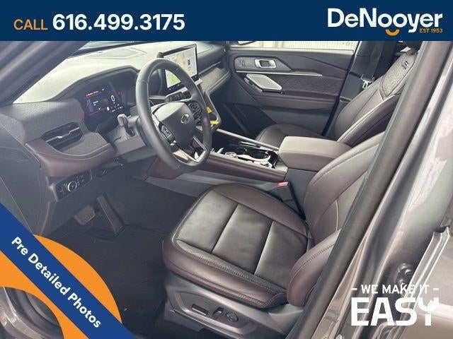 2025 Ford Explorer Platinum