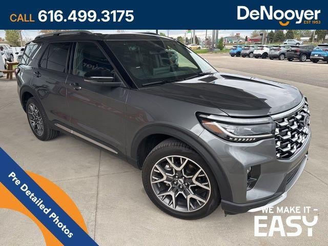 2025 Ford Explorer Platinum