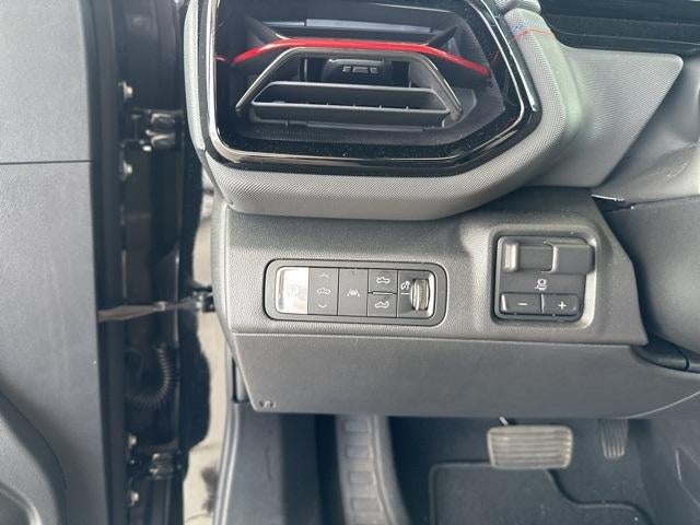 2025 Chevrolet Silverado EV RST - Max Range