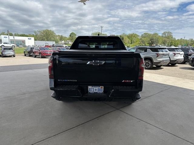 2025 Chevrolet Silverado EV RST - Max Range