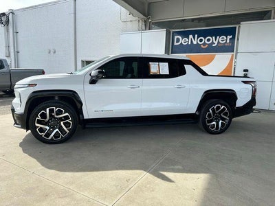 2024 Chevrolet Silverado EV RST