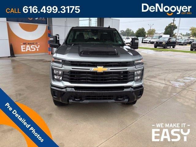 2024 Chevrolet Silverado 2500 HD Custom