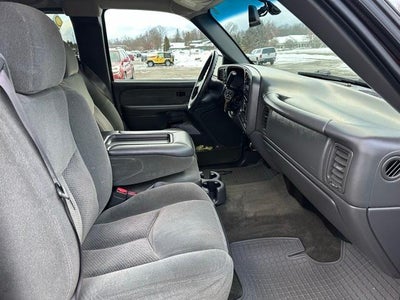 2003 Chevrolet Silverado 2500 HD LS