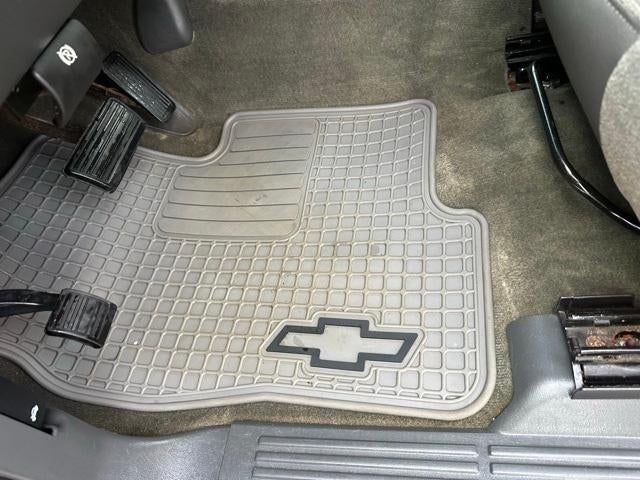 2003 Chevrolet Silverado 2500 HD LS