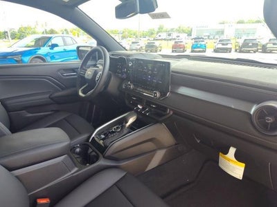 2025 Chevrolet Colorado WT/LT