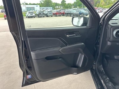 2025 Chevrolet Colorado WT/LT