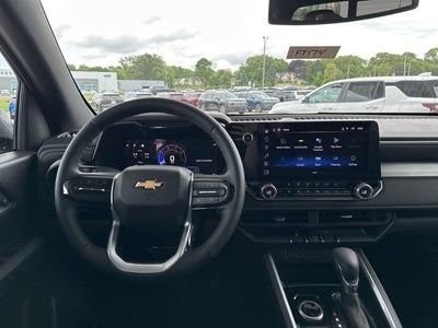 2025 Chevrolet Colorado WT/LT