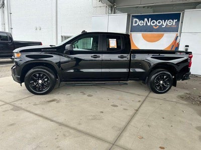 2020 Chevrolet Silverado 1500 Custom