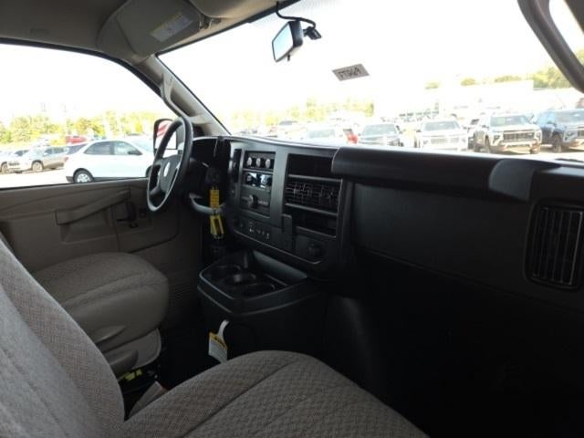 2025 Chevrolet Express Cargo 2500 Base