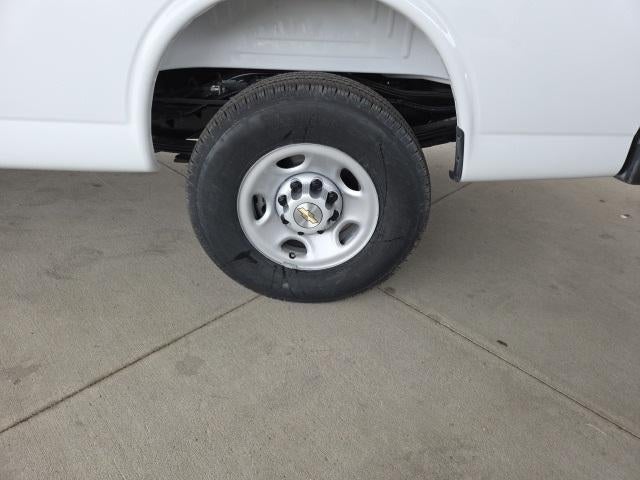 2025 Chevrolet Express Cargo 2500 Base