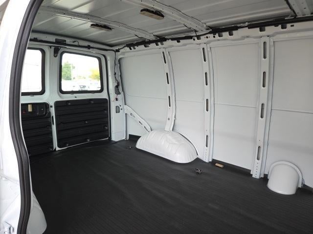 2025 Chevrolet Express Cargo 2500 Base