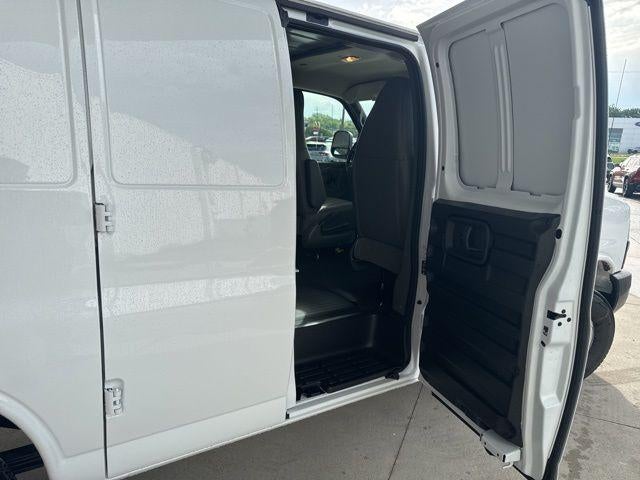 2026 Chevrolet Express Cargo Base