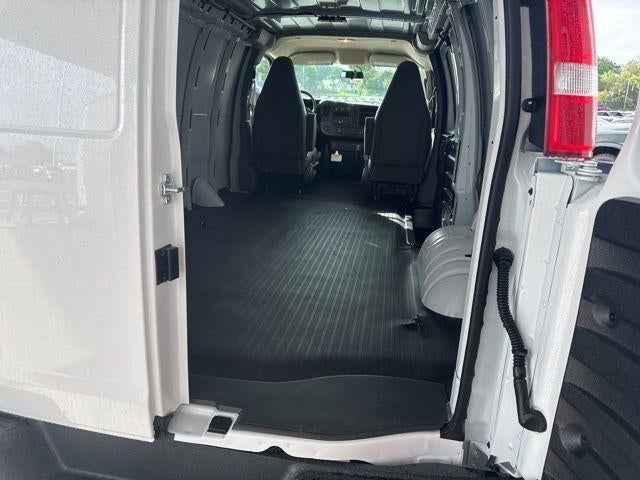 2026 Chevrolet Express Cargo Base