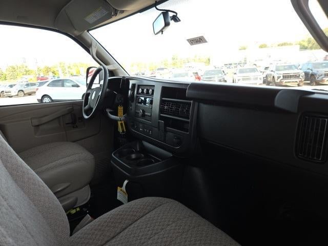2025 Chevrolet Express Cargo 2500 Base
