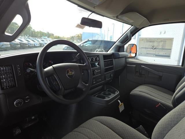 2025 Chevrolet Express Cargo 2500 Base