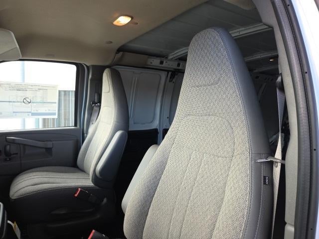 2025 Chevrolet Express Cargo 2500 Base