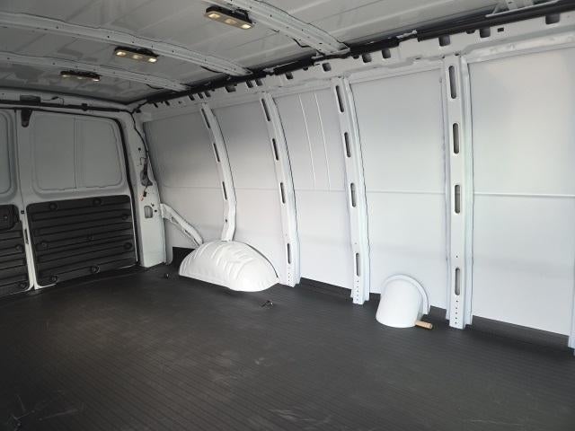 2025 Chevrolet Express Cargo 2500 Base