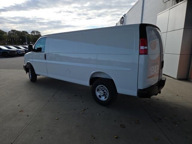 2025 Chevrolet Express Cargo 2500 Base