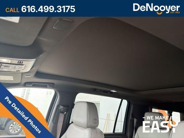 2022 GMC Yukon XL SLT