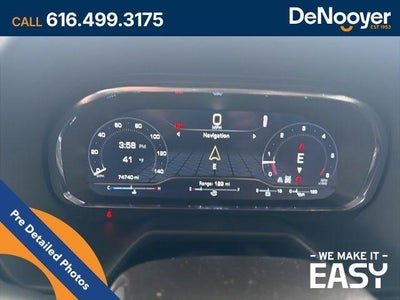 2022 GMC Yukon XL SLT