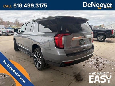 2022 GMC Yukon XL SLT