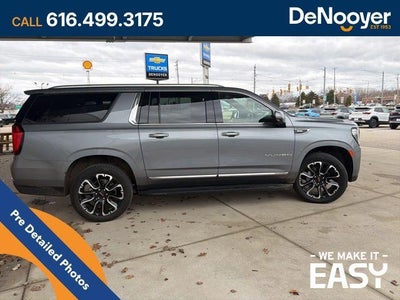 2022 GMC Yukon XL SLT