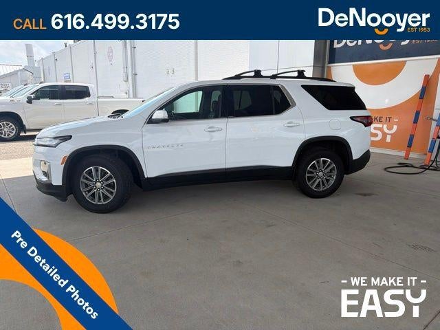 2023 Chevrolet Traverse LT Cloth