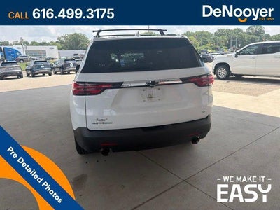 2023 Chevrolet Traverse LT Cloth