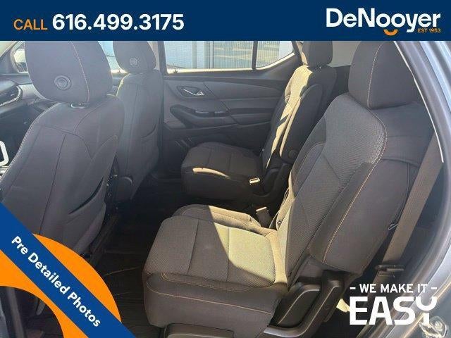 2020 Chevrolet Traverse LT Cloth