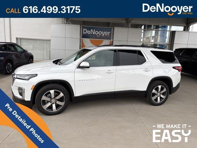 2023 Chevrolet Traverse LT Leather