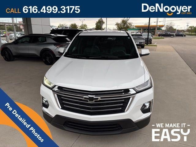 2023 Chevrolet Traverse LT Leather
