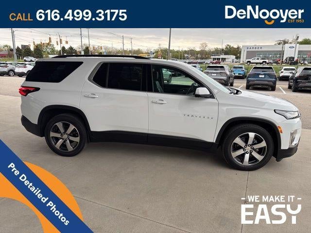 2023 Chevrolet Traverse LT Leather