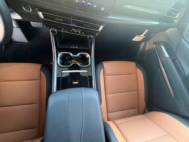 2027 Chevrolet Traverse Z71 - Photo 17