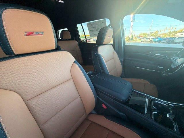 2027 Chevrolet Traverse Z71 - Photo 29