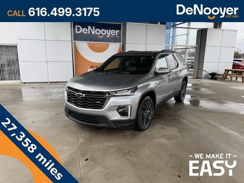 2023 Chevrolet Traverse RS