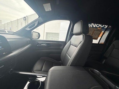 2025 Chevrolet Suburban Premier