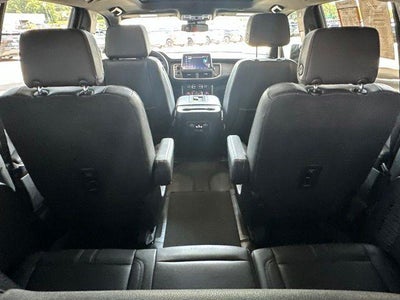 2023 Chevrolet Suburban RST