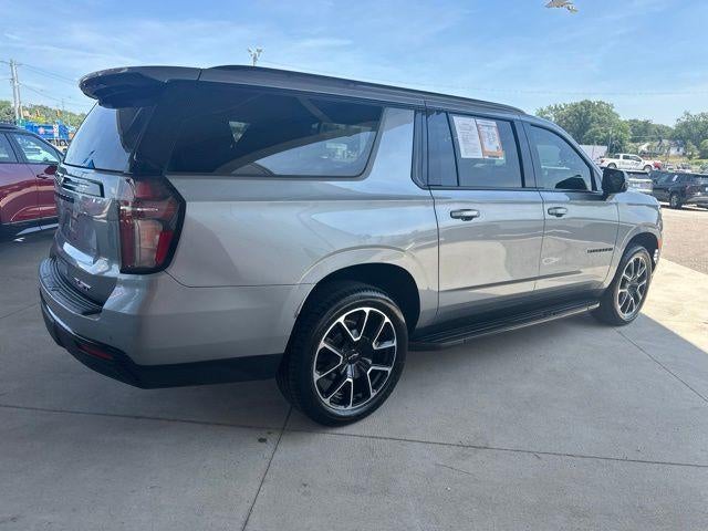 2023 Chevrolet Suburban RST
