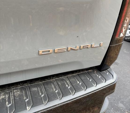 2024 GMC Sierra EV Denali Edition 1
