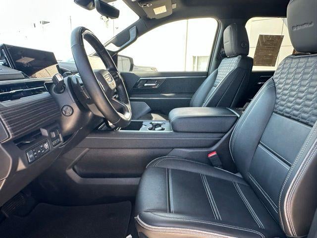 2024 GMC Sierra EV Denali Edition 1