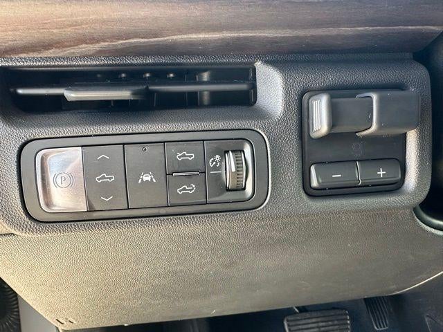 2024 GMC Sierra EV Denali Edition 1