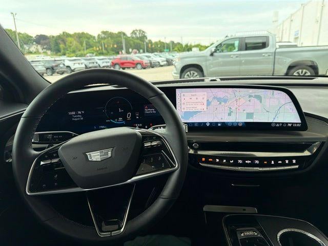 2025 Cadillac LYRIQ Luxury 1