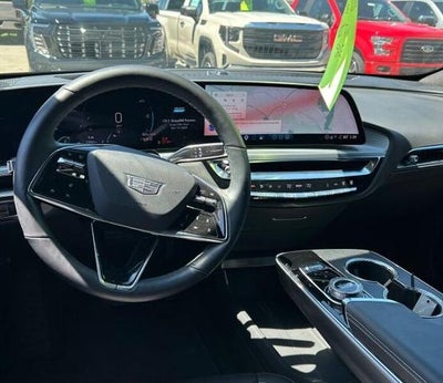 2025 Cadillac LYRIQ Luxury 1