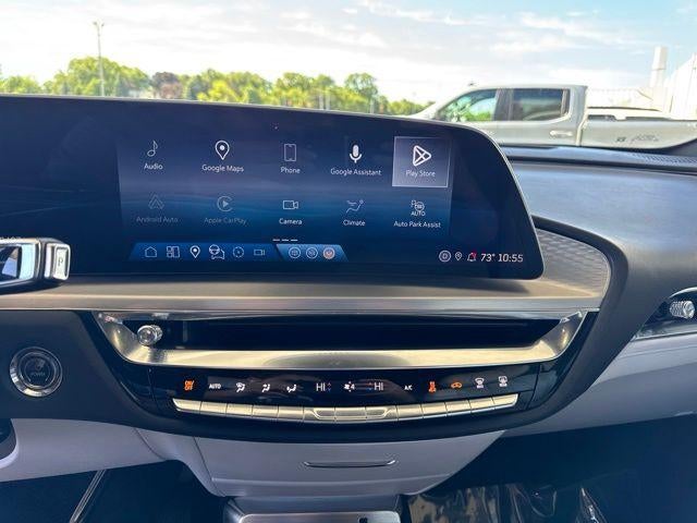 2024 Cadillac LYRIQ Luxury 1