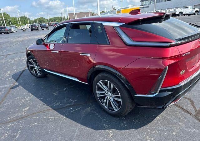 2024 Cadillac LYRIQ Luxury 1