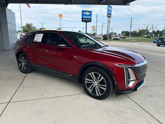 2024 Cadillac LYRIQ Luxury 1